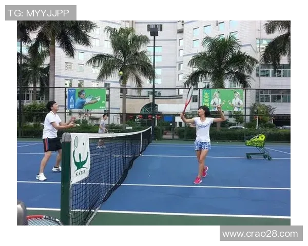 深圳网球队边路渗透战术解析与实践探讨